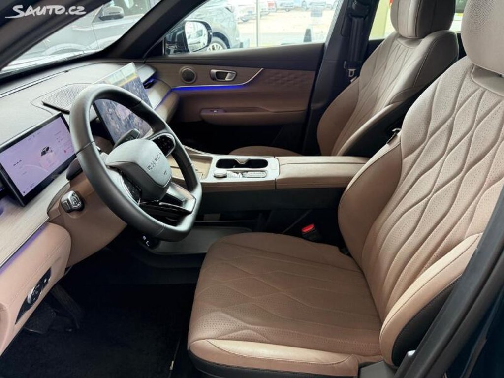 CHERY Tiggo 8 Plug-in Hybrid Unique