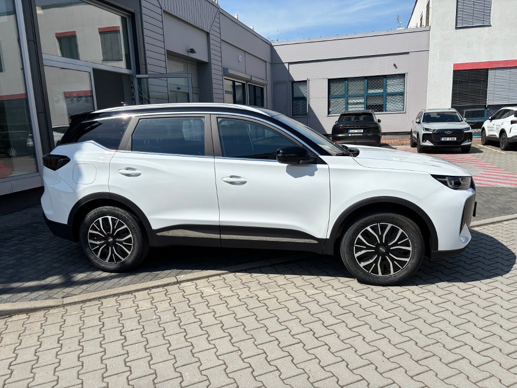 CHERY Tiggo 7 Plug-in Hybrid Family edition