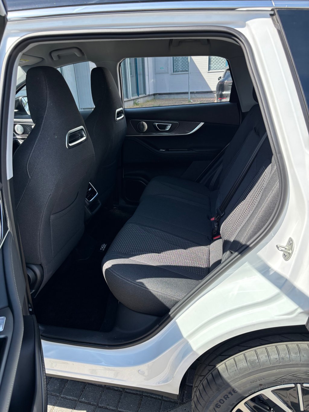 CHERY Tiggo 7 Plug-in Hybrid Family edition