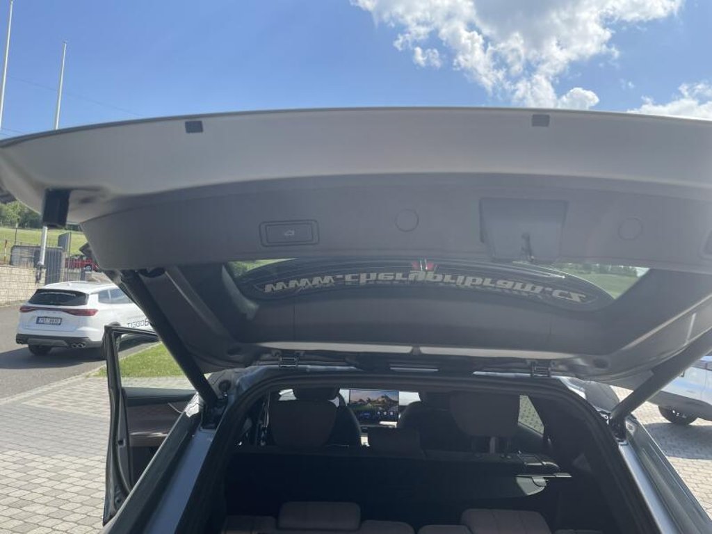 CHERY Tiggo 8 Plug-in Hybrid Unique