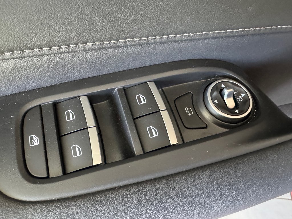 CHERY Tiggo 4 Hybrid Unique