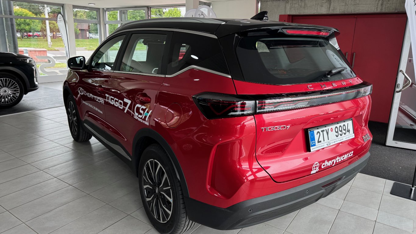 CHERY Tiggo 7 Plug-in Hybrid Family edition
