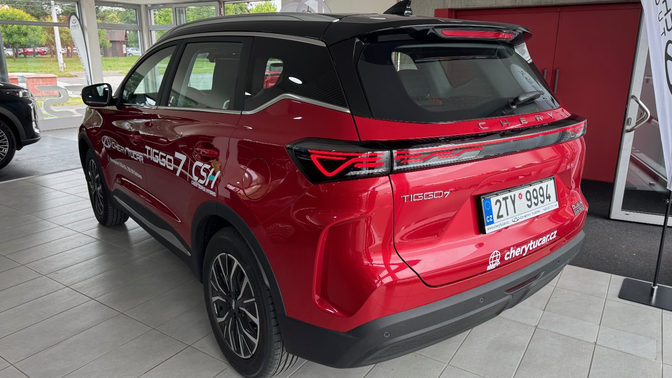 CHERY Tiggo 7 Plug-in Hybrid Family edition