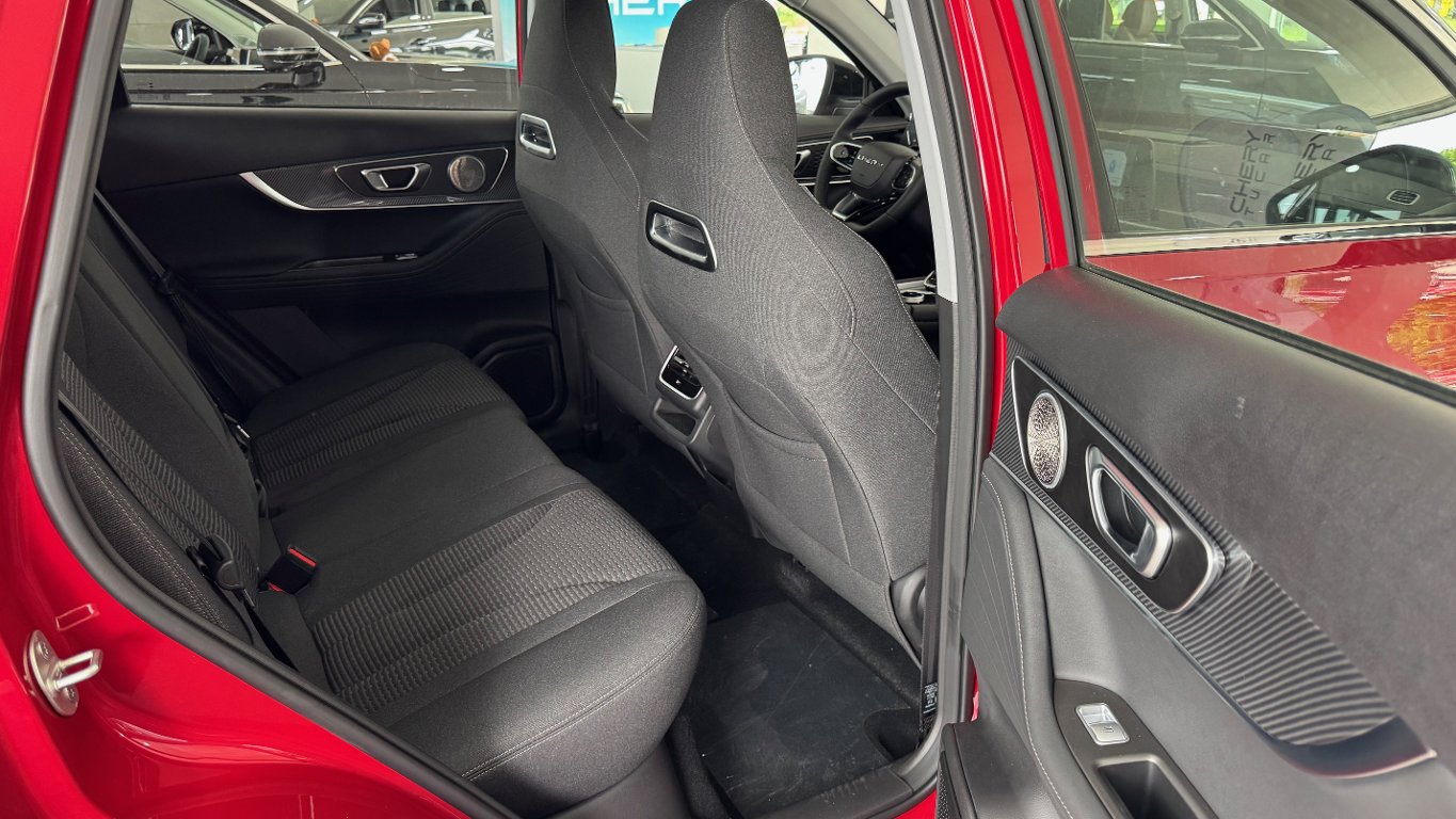 CHERY Tiggo 7 Plug-in Hybrid Family edition