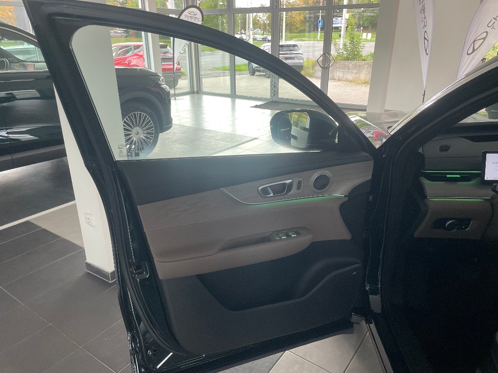 CHERY Tiggo 8 Plug-in Hybrid Unique