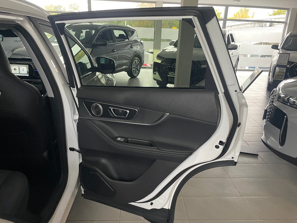 CHERY Tiggo 7 Plug-in Hybrid Unique