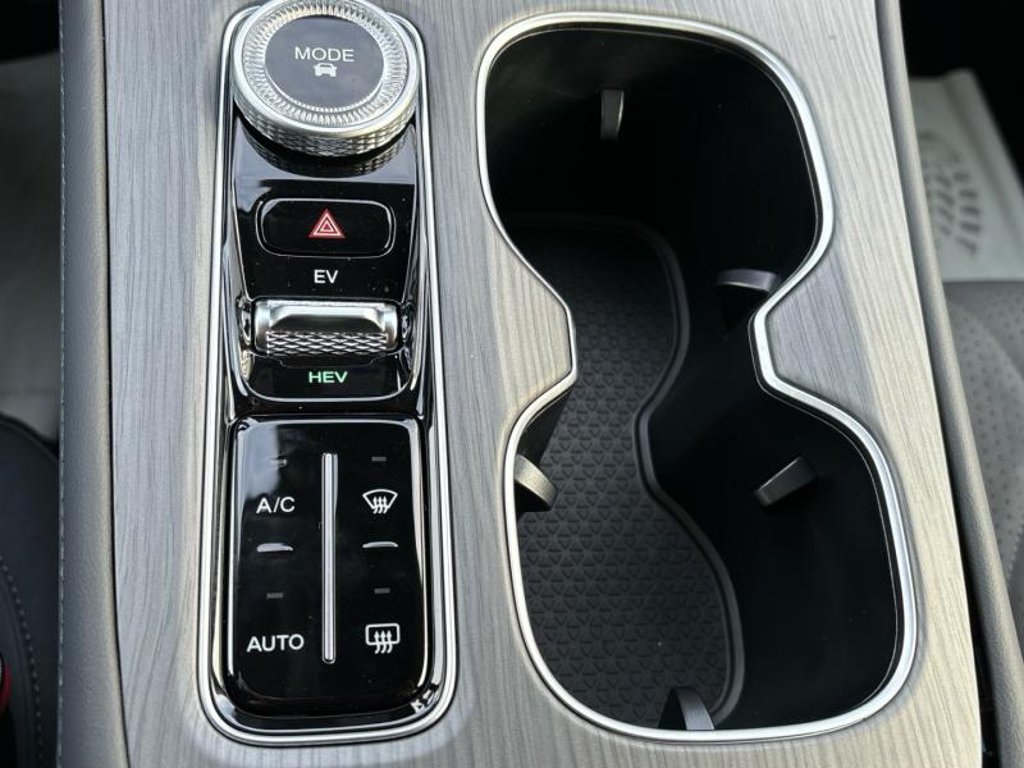 CHERY Tiggo 8 Plug-in Hybrid Unique