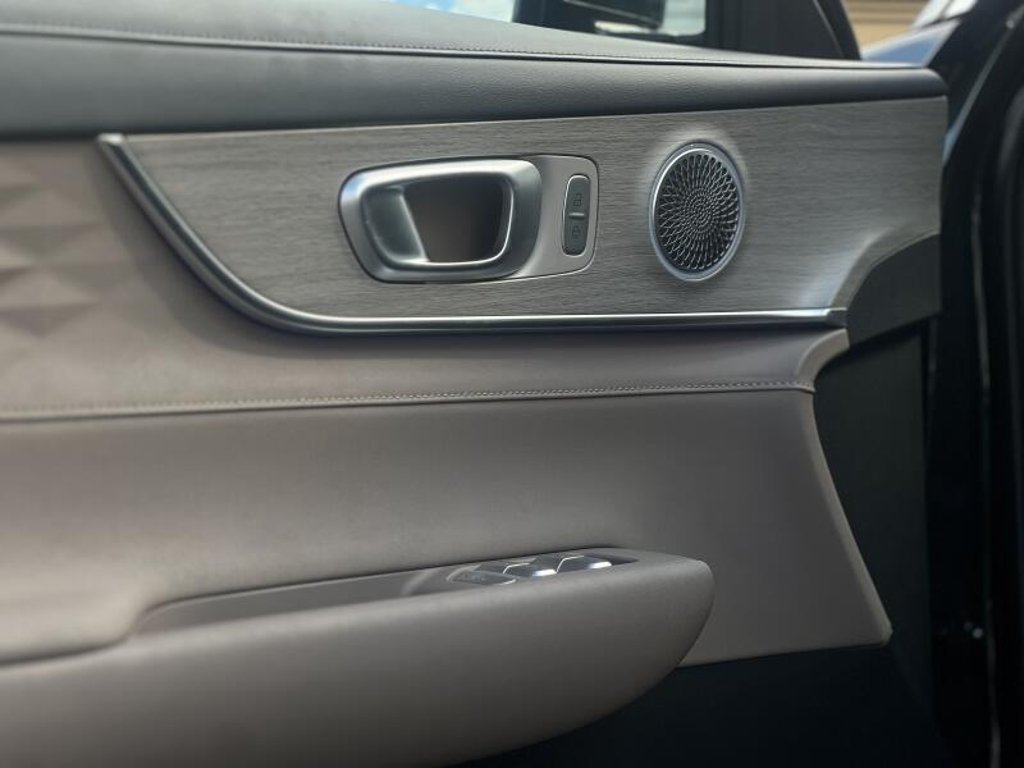 CHERY Tiggo 8 Plug-in Hybrid Unique