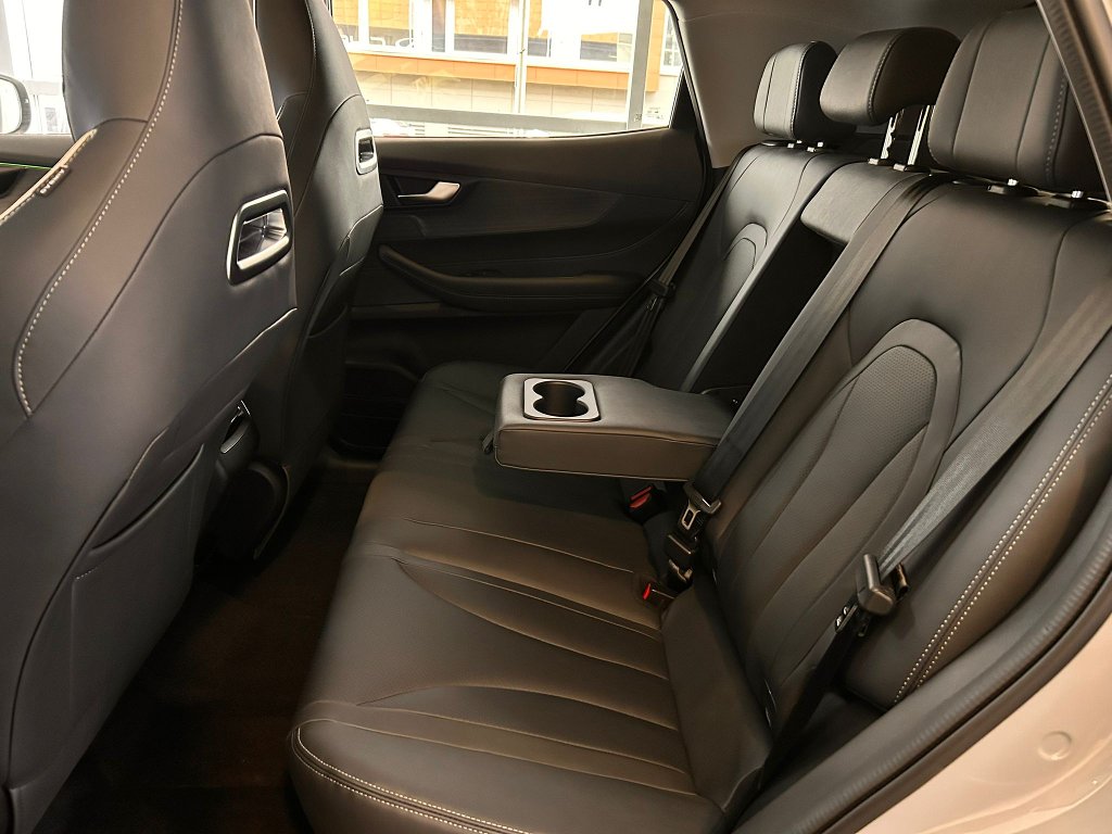 CHERY Tiggo 4 Hybrid Unique