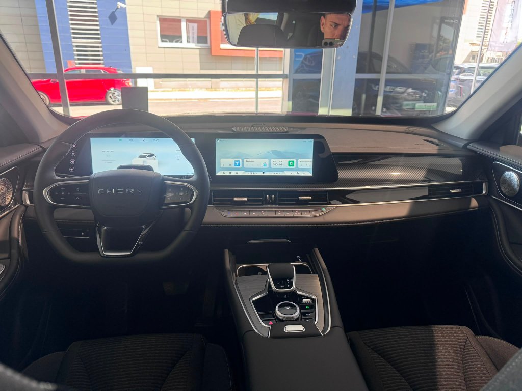 CHERY Tiggo 7 Plug-in Hybrid Family edition